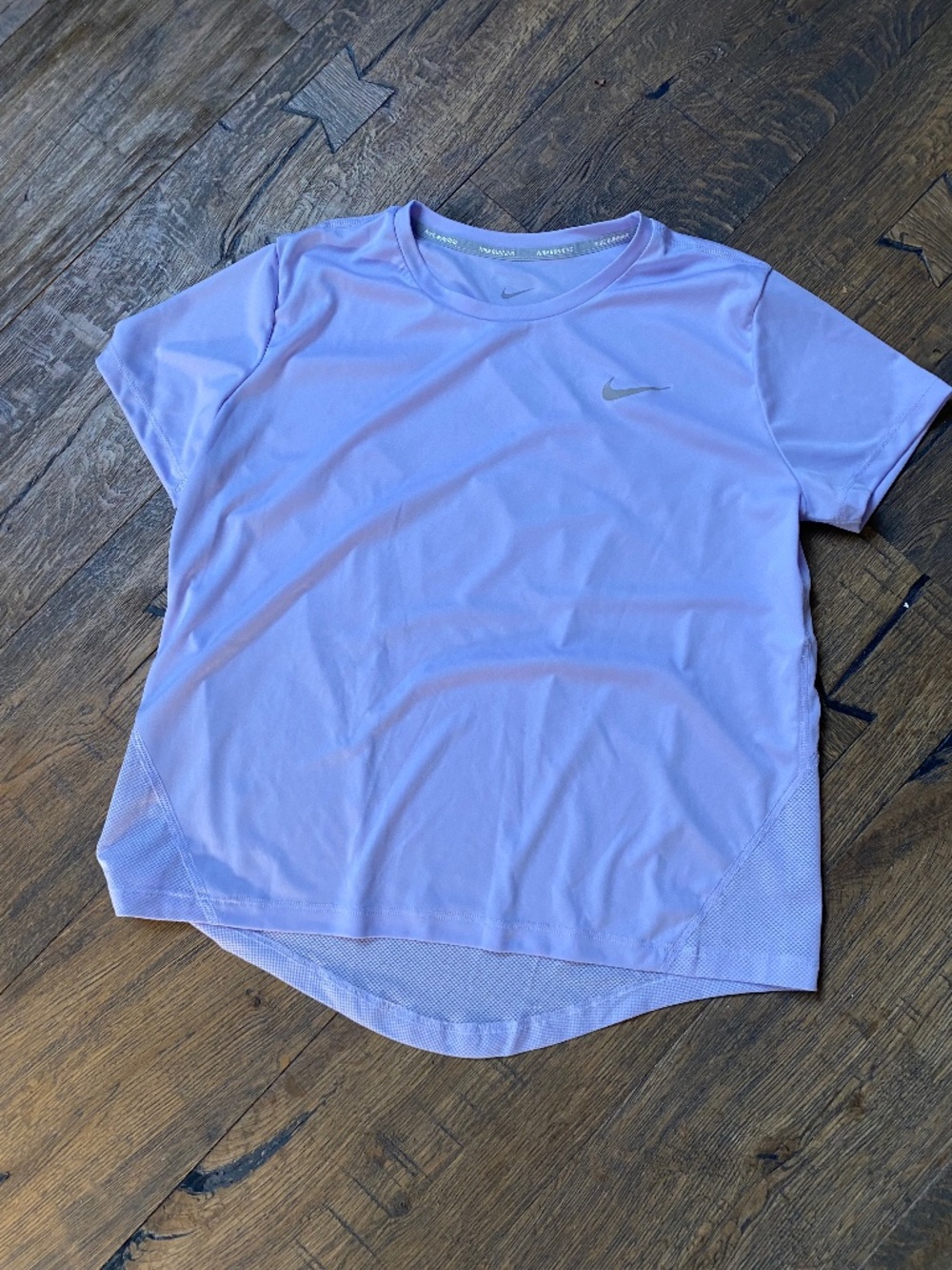 Nike Dri-FIT Running Top Light Purple Mesh Back Short Sleeve Tee Large